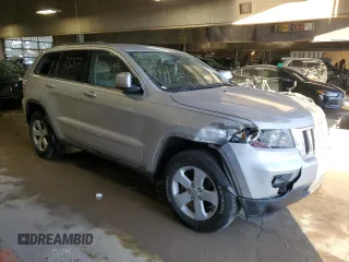 2011 Jeep Grand Cherokee Laredo with VIN 1J4RR4GG5BC538342, listed as a Copart auction lot 88694505 with Not Provided miles and Clean Title. Bid and sale history available at carsss.com. Image 4.