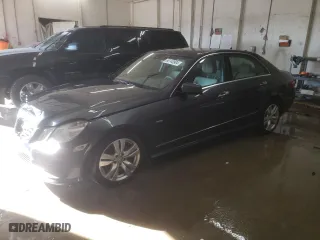 2011 Mercedes-Benz E-Class E 350 Luxury BlueTEC with VIN WDDHF2EBXBA293402, listed as a Copart auction lot 86140984 with 189,996 mi miles and Salvage Title. Bid and sale history available at carsss.com. Image 1.
