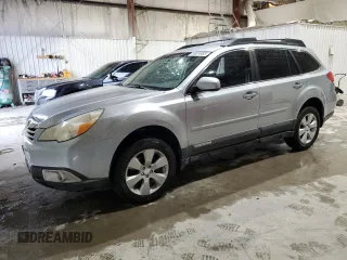2012 Subaru Outback 2.5i z VIN 4S4BRCAC7C3300058, wystawiony jako Copart lot #55974965 z przebiegiem 246 308 mil mil oraz Szkoda całkowita • Salvage title. Historia ofert i sprzedaży dostępna na DreamBid. Obrazek 1.