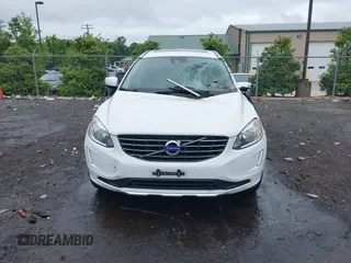 2015 Volvo XC60 T5 Drive-E Premier with VIN YV440MDK4F2742688, listed as a IAAI auction lot 42305798 with 68,206 mi miles and . Bid and sale history available at DreamBid. Image 12.