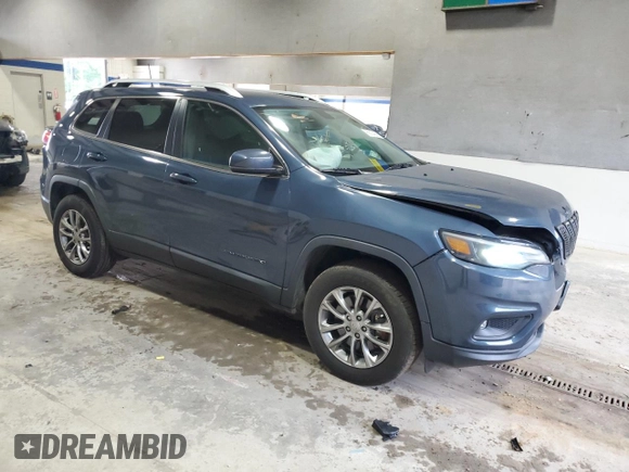 2020 Jeep Cherokee Latitude Plus z VIN 1C4PJMLN5LD553329, wystawiony jako Copart lot #56834895 z przebiegiem 63 582 mil mil oraz Szkoda całkowita • Salvage title. Historia ofert i sprzedaży dostępna na DreamBid. Obrazek 4.