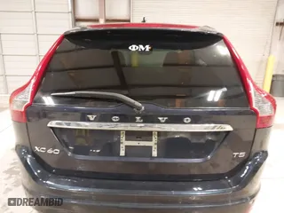 2016 Volvo XC60 T5 Drive-E Premier with VIN YV440MDK4G2853615, listed as a IAAI auction lot 41642524 with 173,852 mi miles. Bid and sale history available at carsss.com. Image 16.