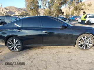 2020 Nissan Altima Platinum with VIN 1N4BL4FV7LN304112, listed as a IAAI auction lot 41470416 with 79,501 mi miles and . Bid and sale history available at carsss.com. Image 13.