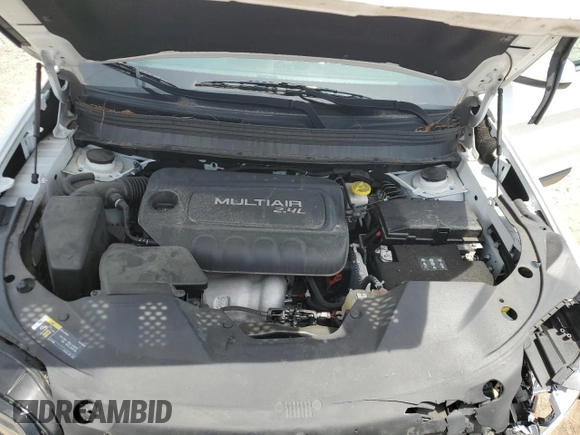 2019 Jeep Cherokee Latitude Plus z VIN 1C4PJMLBXKD191003, wystawiony jako Copart lot #58204625 z przebiegiem 57 866 mil mil oraz Szkoda całkowita • Salvage title. Historia ofert i sprzedaży dostępna na DreamBid. Obrazek 12.