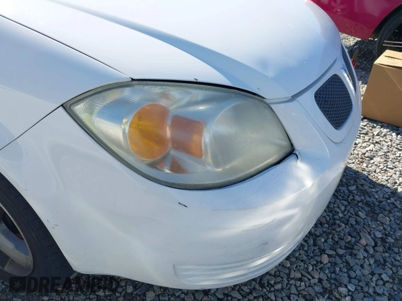 2008 Pontiac G5 with VIN 1G2AL18F287345435, listed as a IAAI auction lot 41221293 with 192,741 mi miles. Bid and sale history available at carsss.com. Image 12.
