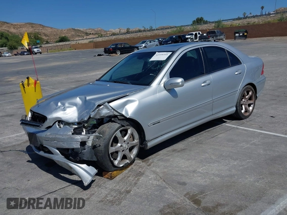 2007 Mercedes-Benz C 230 Sport с VIN WDBRF52H57F903725, выставлен на аукционе IAAI как лот 42310316 с пробегом 165 539 миль миль и . История ставок и продаж доступна на DreamBid. Изображение 17.
