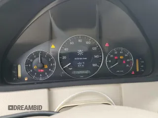 2007 Mercedes-Benz CLK 550 с VIN WDBTK72G87T076079, выставлен на аукционе Copart как лот 64653865 с пробегом 132 559 миль миль и Чистый • Clean title. История ставок и продаж доступна на DreamBid. Изображение 9.