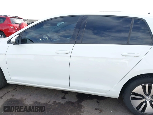 2016 Volkswagen Golf SE z VIN WVWKP7AU5GW910703, wystawiony jako IAAI lot #41871638 z przebiegiem 65 328 mil mil oraz . Historia ofert i sprzedaży dostępna na DreamBid. Obrazek 15.