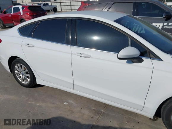 2018 Ford Fusion S z VIN 3FA6P0G76JR109403, wystawiony jako IAAI lot #42231625 z przebiegiem 109 018 mil mil oraz . Historia ofert i sprzedaży dostępna na DreamBid. Obrazek 13.