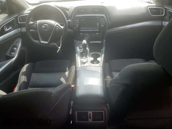 2017 Nissan Maxima S z VIN 1N4AA6AP7HC421942, wystawiony jako Copart lot #61029115 z przebiegiem 101 339 mil mil oraz Czysty tytuł • Clean title. Historia ofert i sprzedaży dostępna na DreamBid. Obrazek 8.