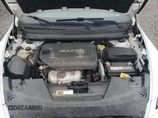 2018 Jeep Cherokee Limited z VIN 1C4PJMDB6JD593551, wystawiony jako Copart lot #57972315 z przebiegiem 141 051 mil mil oraz Szkoda całkowita • Salvage title. Historia ofert i sprzedaży dostępna na DreamBid. Obrazek 12.