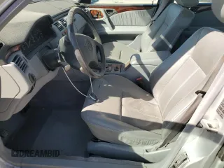 1999 Mercedes-Benz E-Class with VIN WDBJF82H3XX025477, listed as a Copart auction lot 78813364 with 235,541 mi miles and Salvage Title. Bid and sale history available at carsss.com. Image 7.
