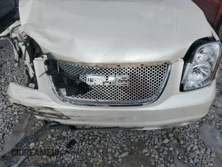 2012 GMC Yukon XL Denali with VIN 1GKS1MEF2CR298971, listed as a Copart auction lot 86310424 with Not Provided miles and Salvage Title. Bid and sale history available at carsss.com. Image 14.