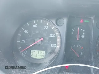 2004 Mitsubishi Outlander LS z VIN JA4LZ31FX4U004668, wystawiony jako IAAI lot #42316907 z przebiegiem 218 497 mil mil oraz . Historia ofert i sprzedaży dostępna na DreamBid. Obrazek 7.