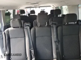 2017 Ford Transit XL z VIN 1FBZX2YM9HKA63396, wystawiony jako Copart lot #58976585 z przebiegiem 123 213 mil mil oraz Szkoda całkowita • Salvage title. Historia ofert i sprzedaży dostępna na DreamBid. Obrazek 10.