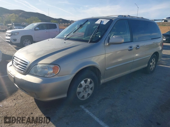 2002 Kia Sedona LX with VIN KNDUP131326280553, listed as a IAAI auction lot 41831101 with 342,242 mi miles. Bid and sale history available at carsss.com. Image 2.