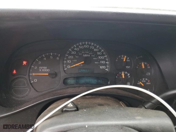 2004 Chevrolet Silverado 1500 Work Truck with VIN 1GCEC19X94Z281980, listed as a Copart auction lot 87380894 with 325,325 mi miles and Salvage Title. Bid and sale history available at carsss.com. Image 9.