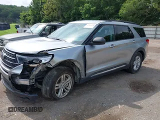 2022 Ford Explorer XLT with VIN 1FMSK7DH1NGB54044, listed as a IAAI auction lot 42502224 with 62,374 mi miles and . Bid and sale history available at DreamBid. Image 17.
