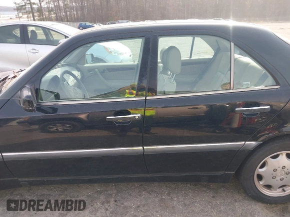 1998 Mercedes-Benz C 230/260/280/320 with VIN WDBHA23G9WA639273, listed as a IAAI auction lot 41721769 with 149,142 mi miles and . Bid and sale history available at carsss.com. Image 14.