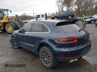 2015 Porsche Macan S with VIN WP1AB2A5XFLB66858, listed as a IAAI auction lot 41942974 with 110,325 mi miles. Bid and sale history available at carsss.com. Image 14.