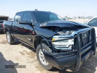 2022 Ram 2500 Laramie z VIN 3C6UR5FL6NG361636, wystawiony jako IAAI lot #42331483 z przebiegiem 58 812 mil mil oraz . Historia ofert i sprzedaży dostępna na DreamBid. Obrazek 1.