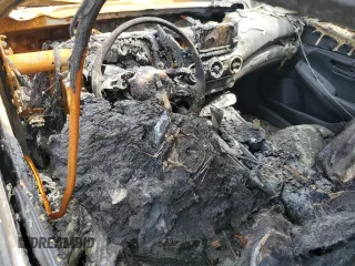 2025 Nissan Sentra S z VIN 3N1AB8BV2SY291828, wystawiony jako Copart lot #56495925 z przebiegiem Nie podano mil oraz Szkoda całkowita • Salvage title. Historia ofert i sprzedaży dostępna na DreamBid. Obrazek 8.