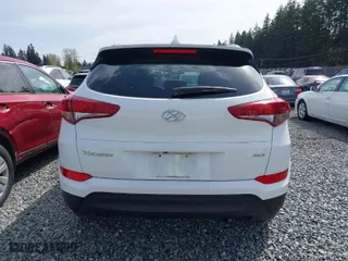 2018 Hyundai Tucson SEL with VIN KM8J3CA4XJU771344, listed as a IAAI auction lot 41987594 with 55,752 mi miles. Bid and sale history available at carsss.com. Image 17.
