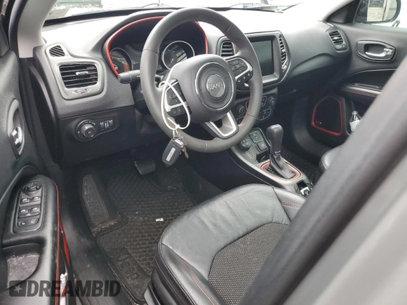 2021 Jeep Compass Trailhawk with VIN 3C4NJDDB2MT566157, listed as a Copart auction lot 51652255 with 47,284 mi miles and Salvage title. Bid and sale history available at DreamBid. Image 8.