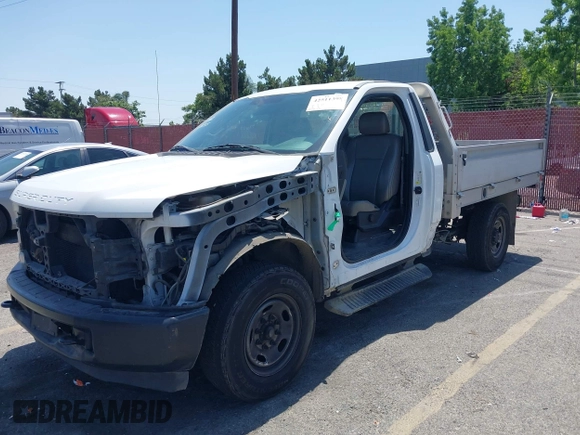 2017 Ford F-250 XL с VIN 1FDBF2A69HEC86673, выставлен на аукционе IAAI как лот 42511398 с пробегом 80 283 миль миль и . История ставок и продаж доступна на DreamBid. Изображение 2.