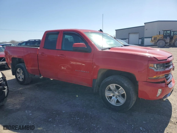 2019 Chevrolet Silverado 1500 LD LT with VIN 2GCVKPEC9K1186608, listed as a Copart auction lot 49081625 with 89,005 mi miles and Salvage Title. Bid and sale history available at carsss.com. Image 4.