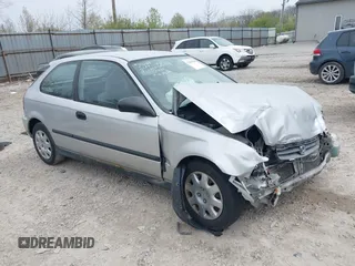 2000 Honda Civic DX z VIN 2HGEJ644XYH104197, wystawiony jako IAAI lot #42005938 z przebiegiem 125 321 mil mil oraz . Historia ofert i sprzedaży dostępna na DreamBid. Obrazek 1.