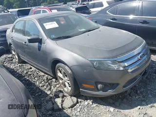 2012 Ford Fusion SE z VIN 3FAHP0HA9CR321301, wystawiony jako IAAI lot #42329078 z przebiegiem 178 688 mil mil oraz . Historia ofert i sprzedaży dostępna na DreamBid. Obrazek 1.