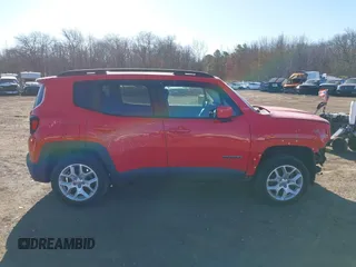 2017 Jeep Renegade Latitude with VIN ZACCJBBB2HPF91832, listed as a IAAI auction lot 41432771 with 32,601 mi miles. Bid and sale history available at carsss.com. Image 13.