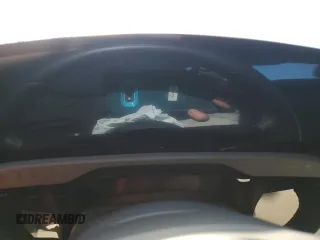 2024 Porsche Taycan z VIN WP0AA2Y17RSA10152, wystawiony jako Copart lot #83117234 z przebiegiem Nie podano mil oraz Szkody całkowita. Historia ofert i sprzedaży dostępna na DreamBid. Obrazek 9.