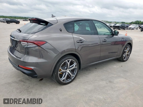 2022 Maserati Levante Modena S with VIN ZN661ZUM4NX393104, listed as a Copart auction lot 54906085 with 11,800 mi miles and Non Repairable. Bid and sale history available at carsss.com. Image 3.