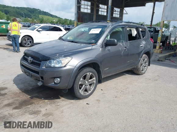 2009 Toyota RAV4 Sport with VIN 2T3BF32V89W010771, listed as a IAAI auction lot 42667839 with 168,106 mi miles and . Bid and sale history available at DreamBid. Image 18.