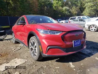 2021 Ford Mustang Mach-E Premium z VIN 3FMTK3SU0MMA57645, wystawiony jako Copart lot #63300732 z przebiegiem 14 776 mil mil oraz . Historia ofert i sprzedaży dostępna na DreamBid. Obrazek 1.
