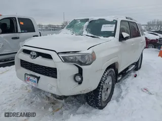 2019 Toyota 4Runner SR5 with VIN JTEBU5JRXK5680109, listed as a IAAI auction lot 41235305 with 91,470 mi miles. Bid and sale history available at carsss.com. Image 18.