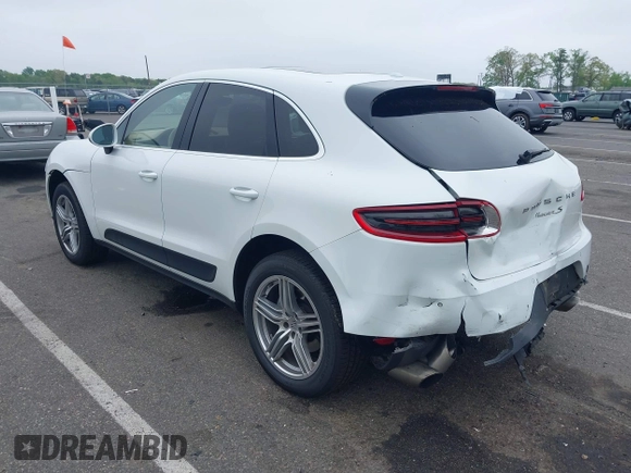 2015 Porsche Macan S with VIN WP1AB2A58FLB74358, listed as a IAAI auction lot 42190334 with 99,808 mi miles and . Bid and sale history available at DreamBid. Image 3.