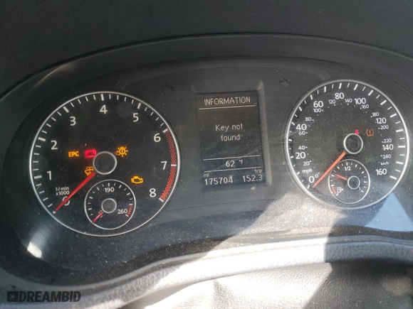 2013 Volkswagen Passat SE w/Sunroof with VIN 1VWBH7A33DC125319, listed as a Copart auction lot 44642515 with 175,704 mi miles and Clean Title. Bid and sale history available at carsss.com. Image 9.