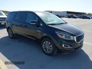 2020 Kia Sedona EX with VIN KNDMB5C18L6581794, listed as a IAAI auction lot 41767614 with 131,009 mi miles. Bid and sale history available at carsss.com. Image 1.