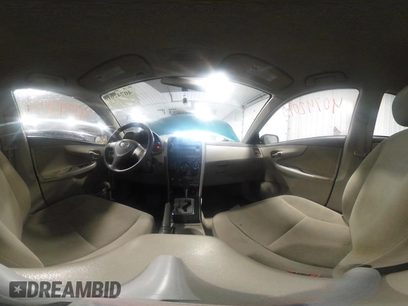 2010 Toyota Corolla z VIN 2T1BU4EE2AC517770, wystawiony jako IAAI lot #40742010 z przebiegiem 152 224 mil mil oraz . Historia ofert i sprzedaży dostępna na DreamBid. Obrazek 18.