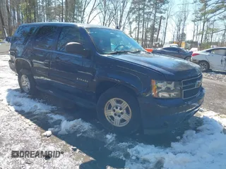 2007 Chevrolet Tahoe LT z VIN 1GNFC13077R309318, wystawiony jako IAAI lot #41617347 z przebiegiem 203 647 mil mil oraz . Historia ofert i sprzedaży dostępna na DreamBid. Obrazek 1.