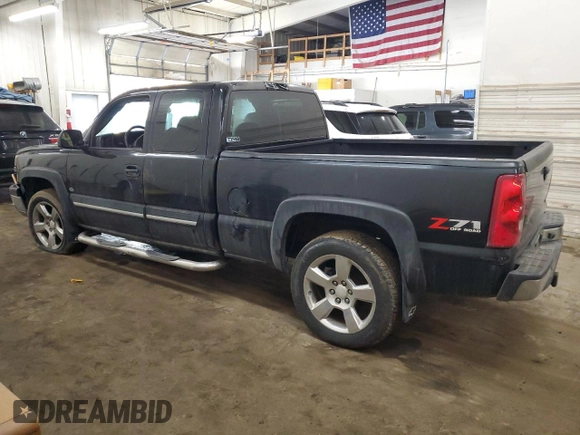 2004 Chevrolet Silverado 1500 with VIN 1GCEK19T54E367178, listed as a Copart auction lot 46606255 with 187,718 mi miles and Salvage Title. Bid and sale history available at DreamBid. Image 2.