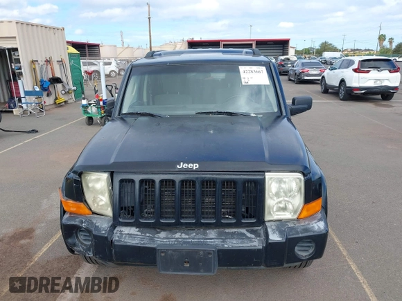 2006 Jeep Commander with VIN 1J8HH48K26C136493, listed as a IAAI auction lot 42283667 with Not provided miles and . Bid and sale history available at DreamBid. Image 12.