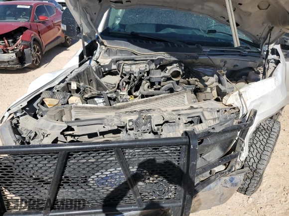 2020 Ford F-250 XL with VIN 1FTBF2A65LEE05736, listed as a Copart auction lot 44045375 with 111,128 mi miles and Salvage title. Bid and sale history available at DreamBid. Image 11.