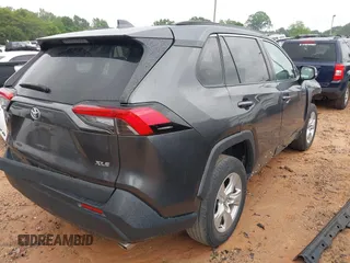 2021 Toyota RAV4 XLE with VIN 2T3W1RFV7MW114464, listed as a IAAI auction lot 39354802 with 41,922 mi miles. Bid and sale history available at carsss.com. Image 4.