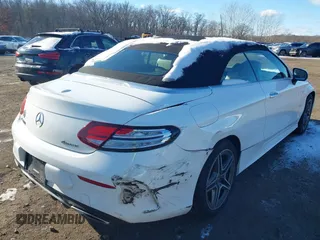 2019 Mercedes-Benz C 300 с VIN WDDWK8EB7KF828792, выставлен на аукционе IAAI как лот 41267574 с пробегом 61 168 миль миль и . История ставок и продаж доступна на DreamBid. Изображение 6.
