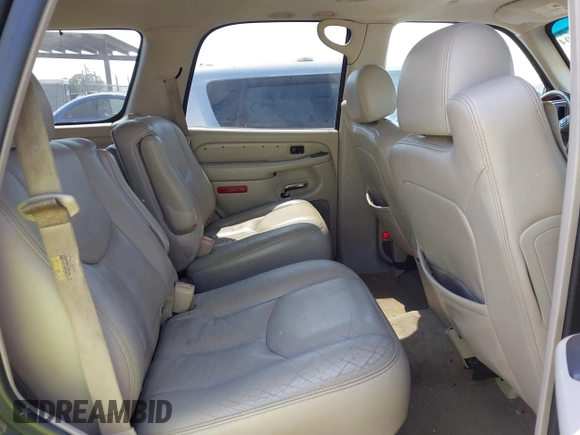 2005 Cadillac Escalade with VIN 1GYEK63N75R121907, listed as a IAAI auction lot 42726504 with 227,334 mi miles and . Bid and sale history available at DreamBid. Image 8.