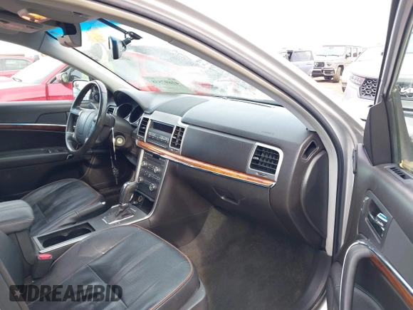 2011 Lincoln MKZ with VIN 3LNHL2GCXBR758450, listed as a IAAI auction lot 41697538 with 90,430 mi miles and . Bid and sale history available at DreamBid. Image 5.